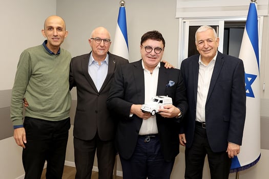 אירוע חתימה על הסכם לאומית, מימין: פרופ׳ מור יוסף – יו״ר דירקטוריון לאומית; עופר נמרודי – מנכ״ל הכשרת הישוב; יעקב אדרי – יו״ר חברות הבת לאומית; חיים פרננדס – מנכ״ל לאומית, צילום: איציק בירן 